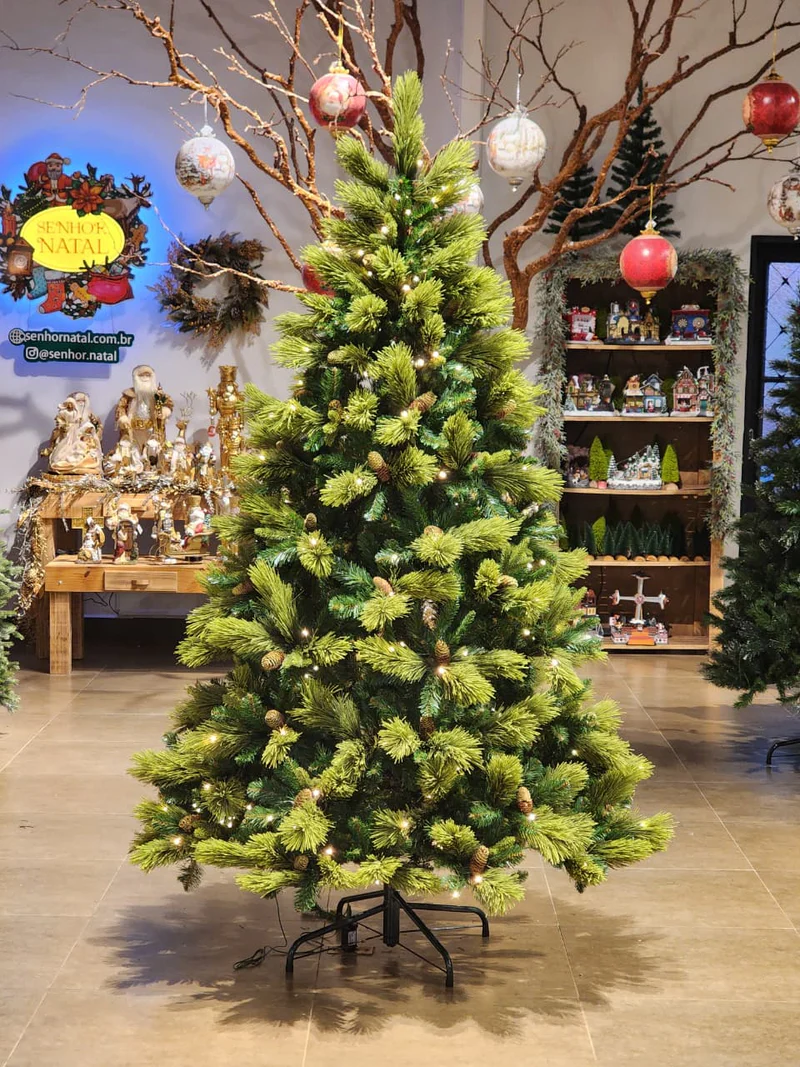 Realistic Colorado Christmas Tree 1147 Branches with 300 Warm LEDs (210 cm)